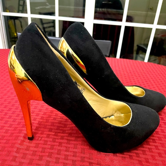 J.Lo stiletto heels - Picture 1 of 4